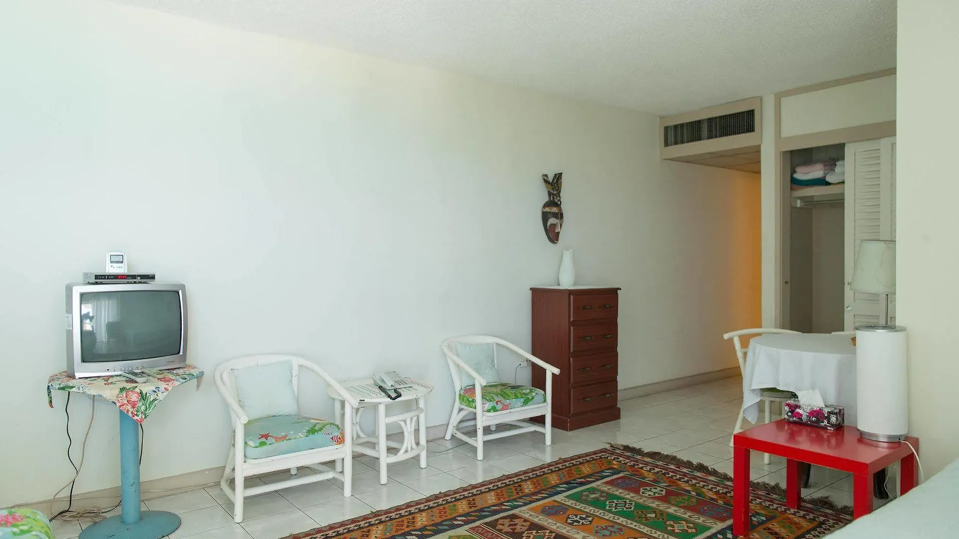 Apartment Baywatch Beach At Montego Bay Club